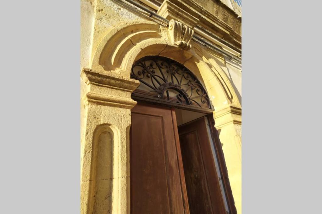 Casa Ad Assoro, Al Centro Della Sicilia Villa ภายนอก รูปภาพ